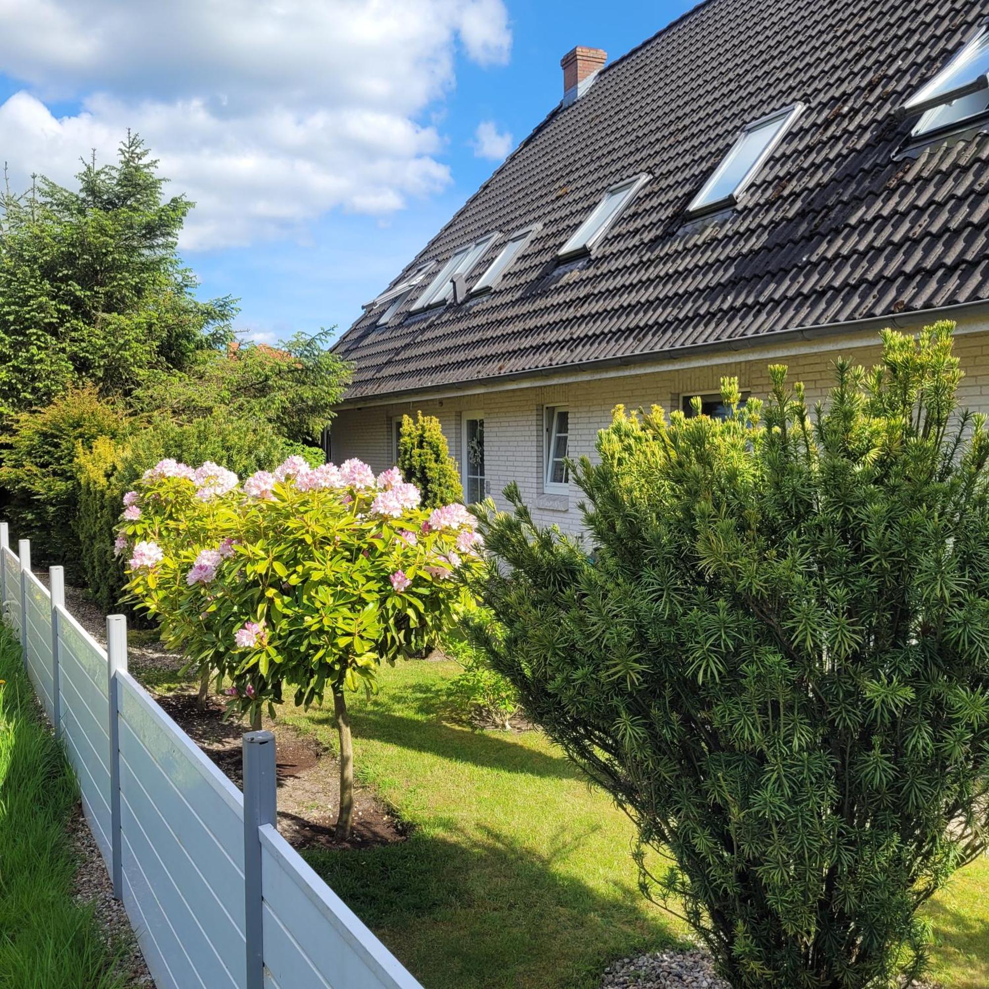 Ferienwohnung Meeresbrise Aventoft Esterno foto